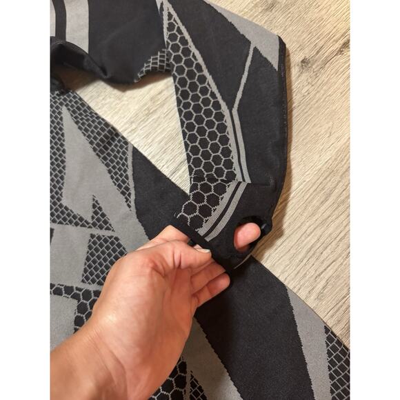 SuperX NWT Long Sleeve L Compression Shirt Black Gray Performance - Picture 4 of 7